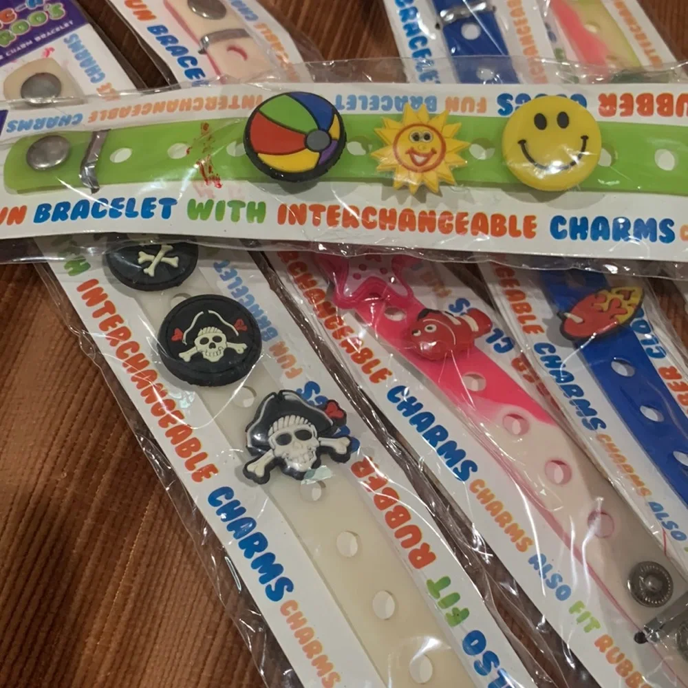 Lot of Kids’ Party Favors Novelty Pens Puppy Pencils Tiaras